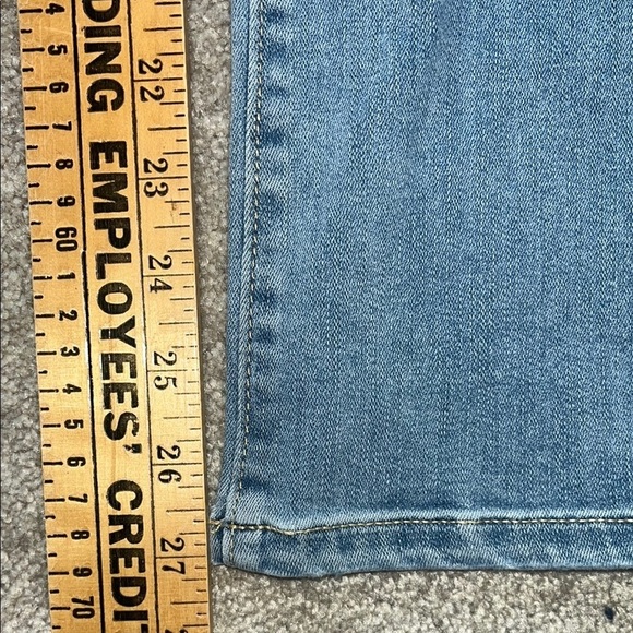 Ann Taylor The Boot Crop Jeans Size 4 - Picture 9 of 9